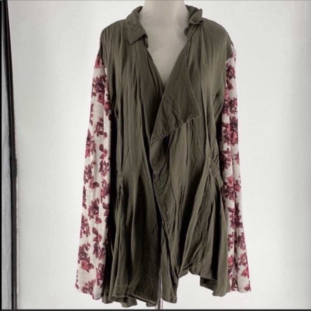 Self Esteem Cardigan Floral/Green 3X